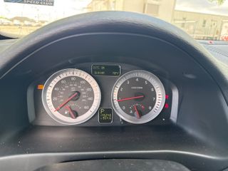 2011 Volvo C70 - Interior Dashboard With Vehicle Running Image
